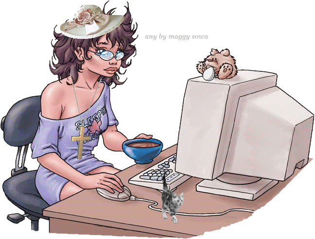 Девушка сидит за компьютером